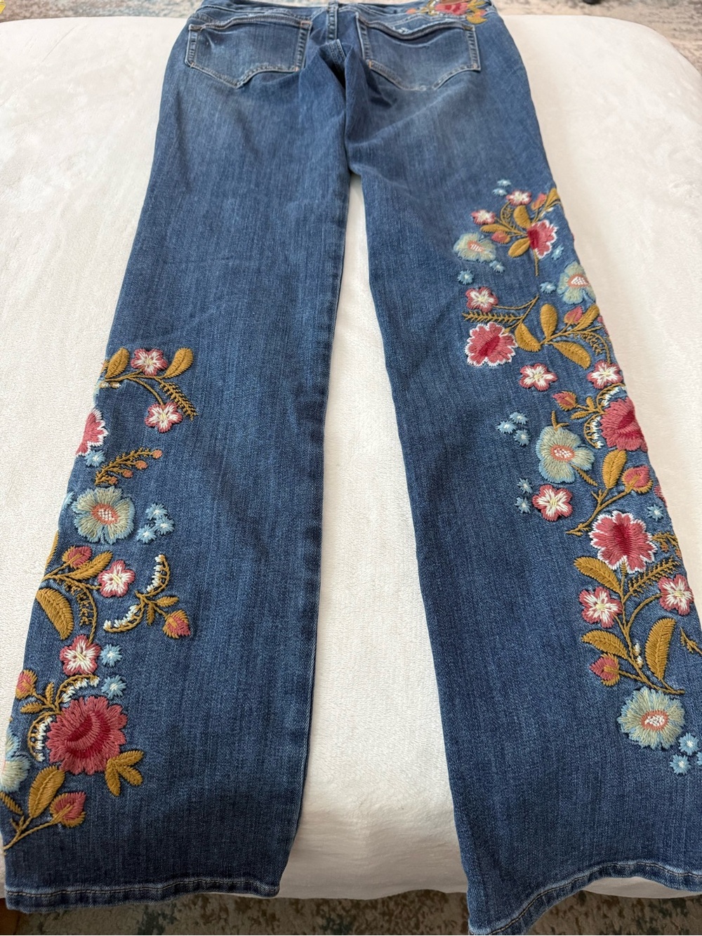 Sundance Magnolia Jeans Womens 27 Blue Floral Embroidered Straight Leg Denim E03 - Picture 7 of 10